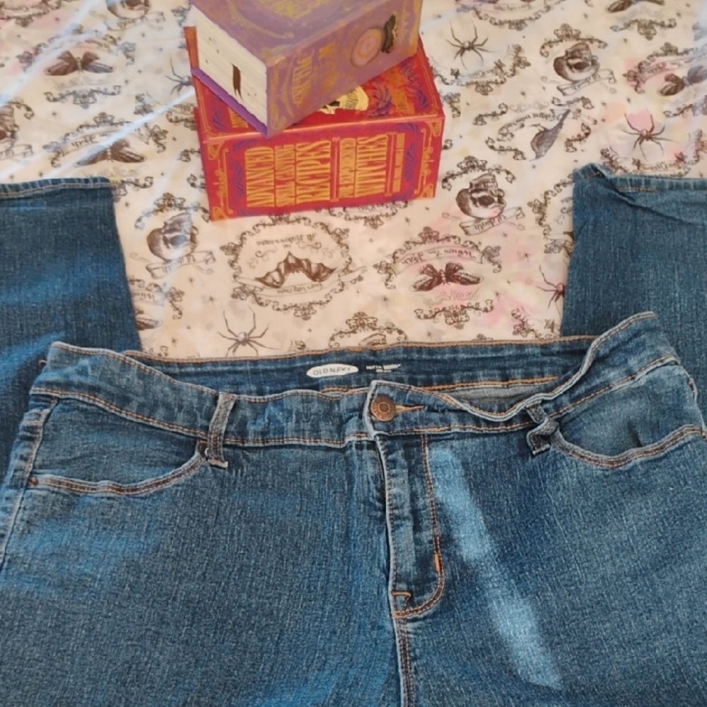 Old Navy Classic Denim Straight Leg Jeans